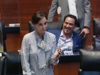 Jocoso Berreo en el Senado